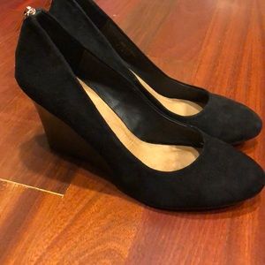 Black Aldo Platform shoes with zip back